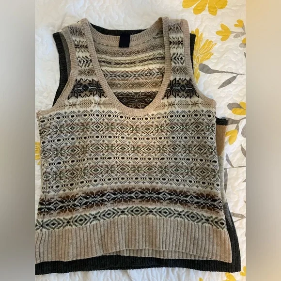 2000s Gap Fair Isle Sweater Vest, 100% wool; Read Measurements! - Picture 3 of 7